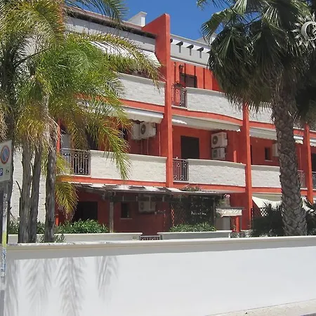 Marina Di Carlino Tourist