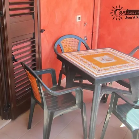 Marina Di Carlino Tourist Apartmanhotel