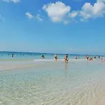 Marina Di Carlino Tourist