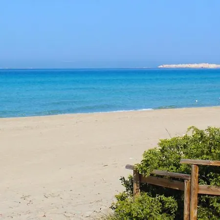 Marina Di Carlino Tourist 아파트호텔